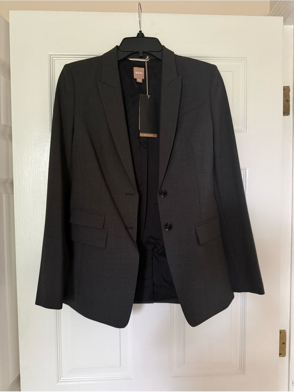 Boss Fitted Gray 2-Button Black Satin-Lined Jacket